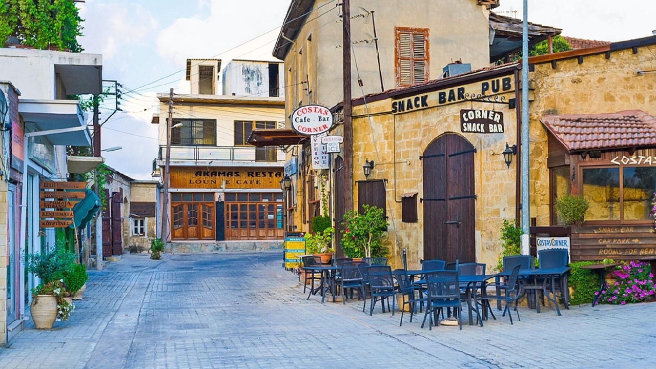 Photo of Outdoor in Polis