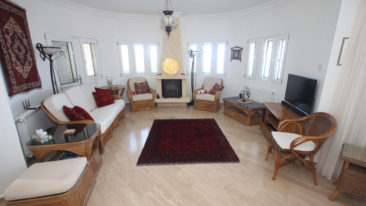 Photo of Livingroom in Kyrenia District