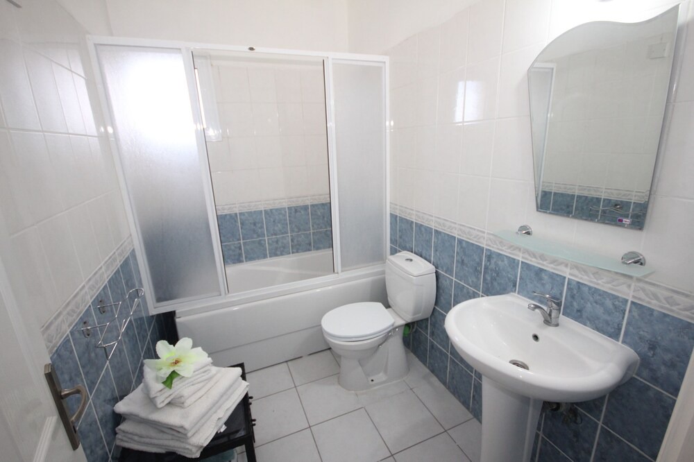 Photo of Bathroom in Kyrenia