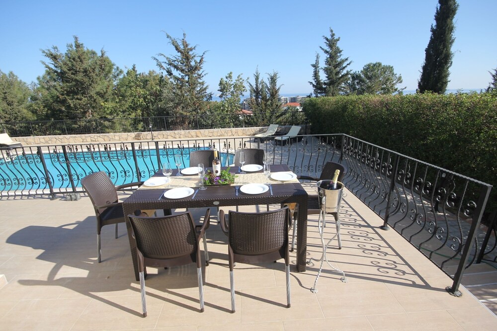 Photo of Patio Balcony in Kyrenia