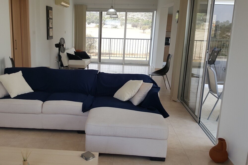 Photo of Livingroom in Alethriko