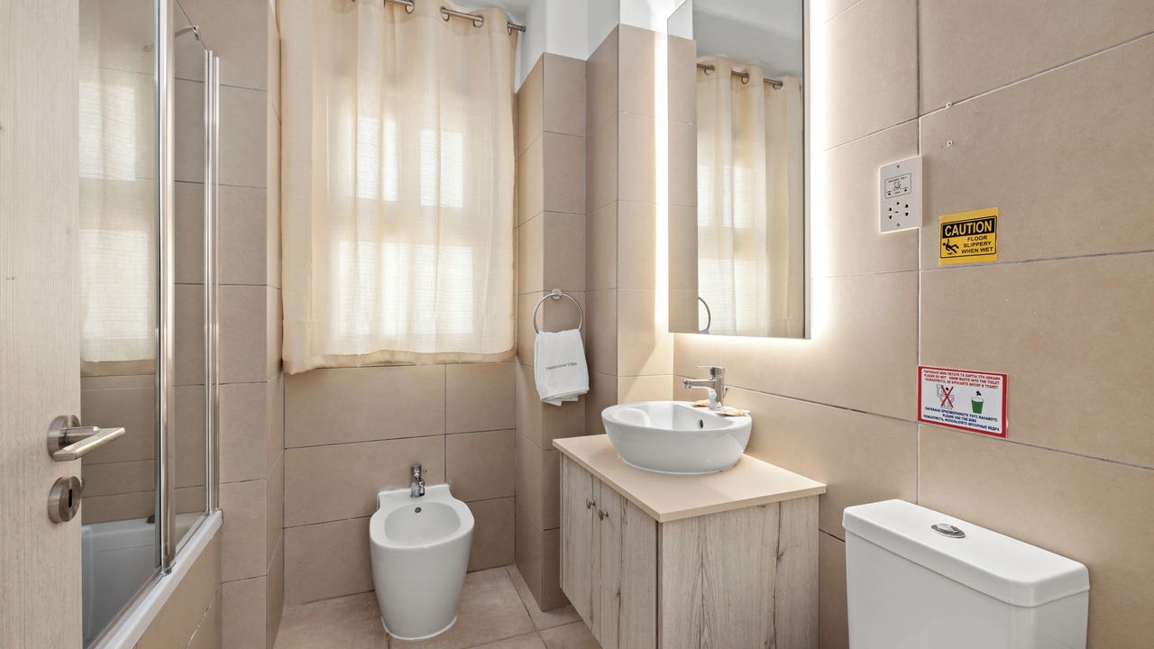 Photo of Bathroom in Ayia Thekla