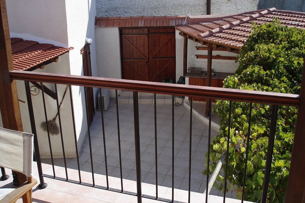 Photo of Patio Balcony in Akapnou