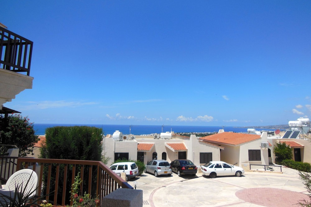 Photo of Others in Melanos