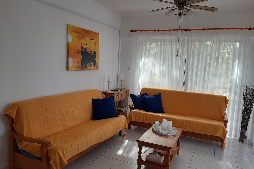 Photo of Livingroom in Tala