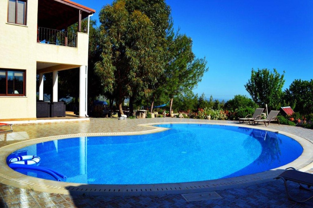 Photo of Outdoor in Fyti