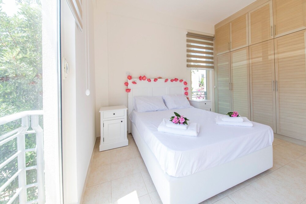 Photo of Bedroom in Esentepe