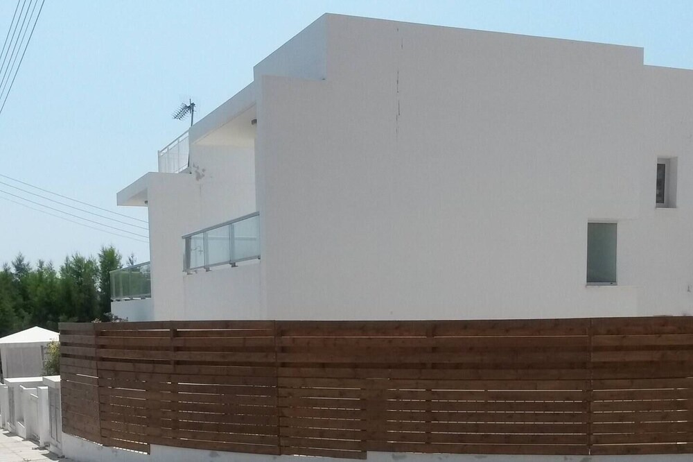 Photo of Outdoor in Peyia Town