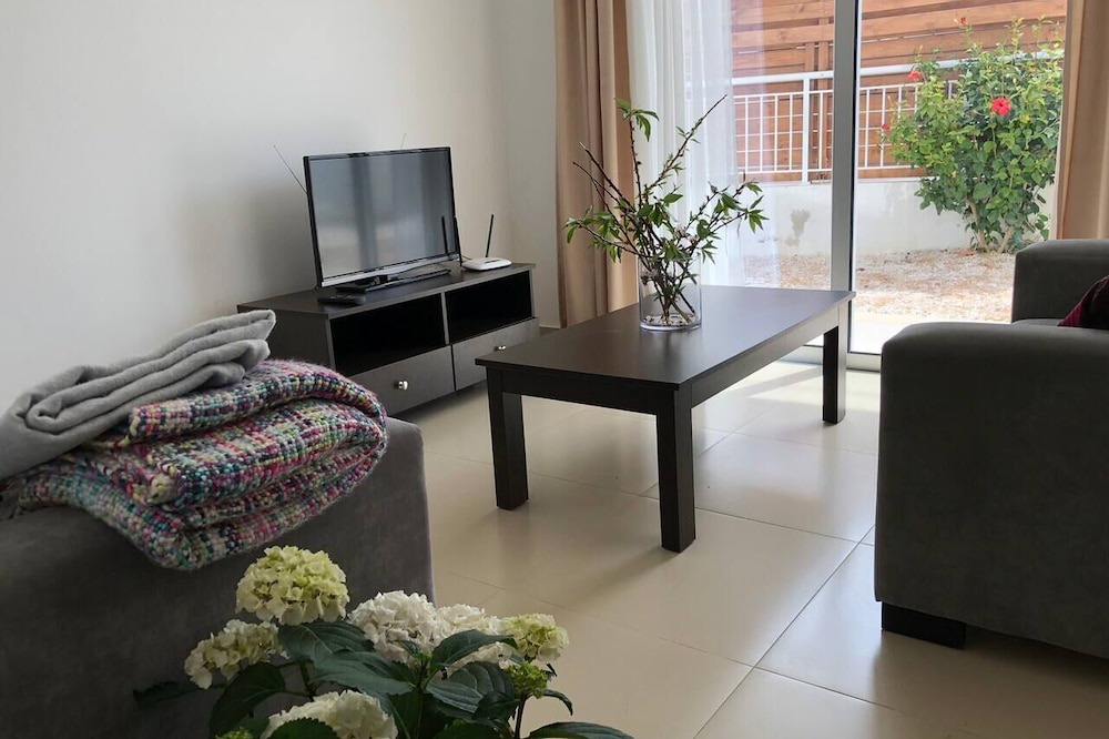 Photo of Livingroom in Peyia Town