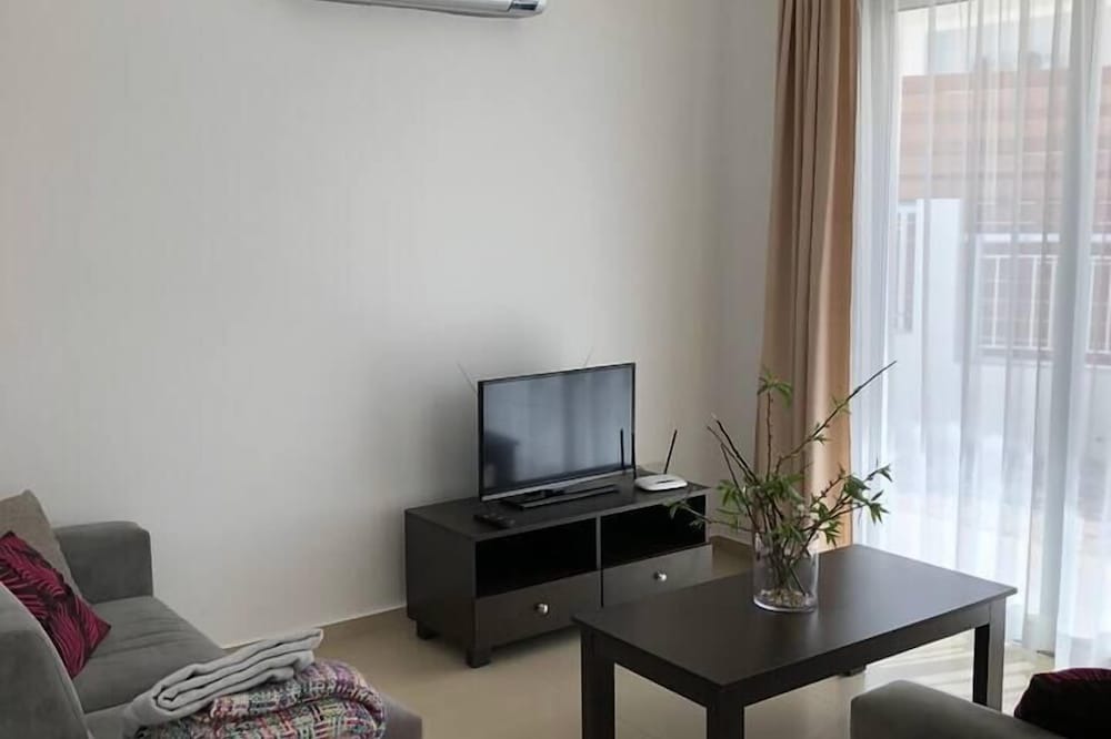 Photo of Livingroom in Peyia Town