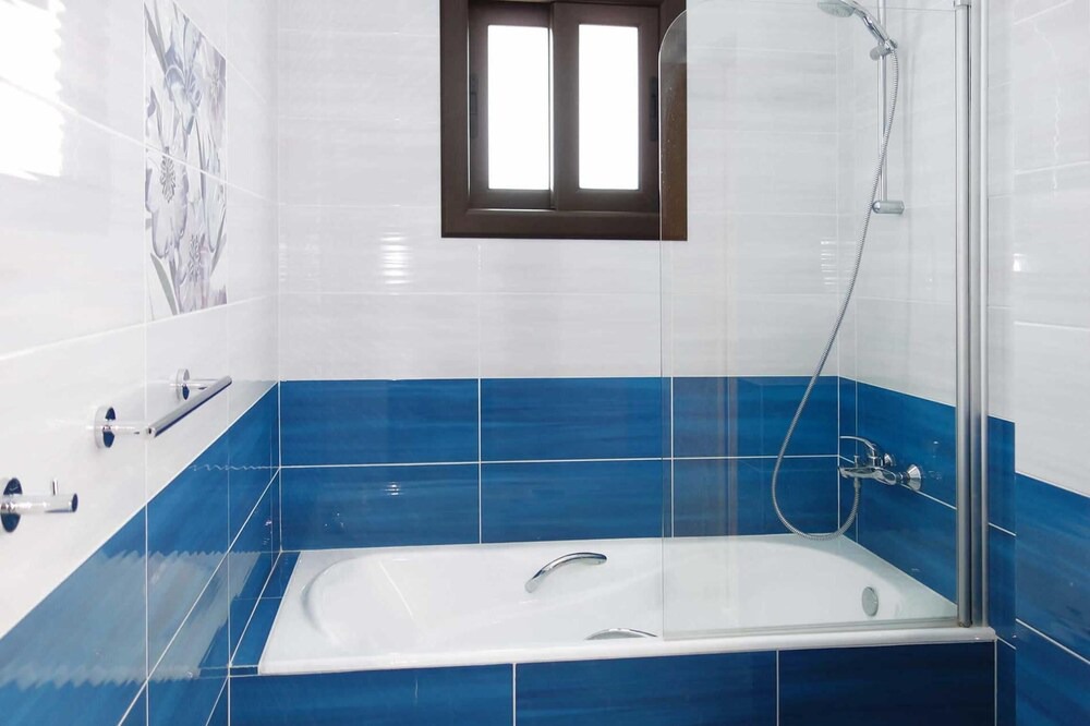 Photo of Bathroom in Pachyammos