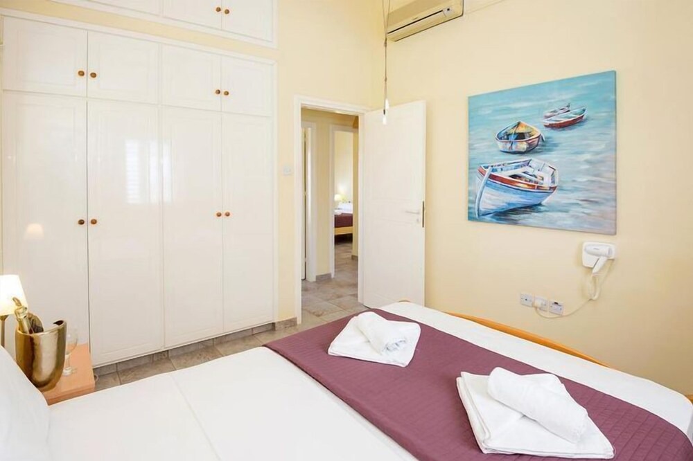 Photo of Bedroom in Cape Greko