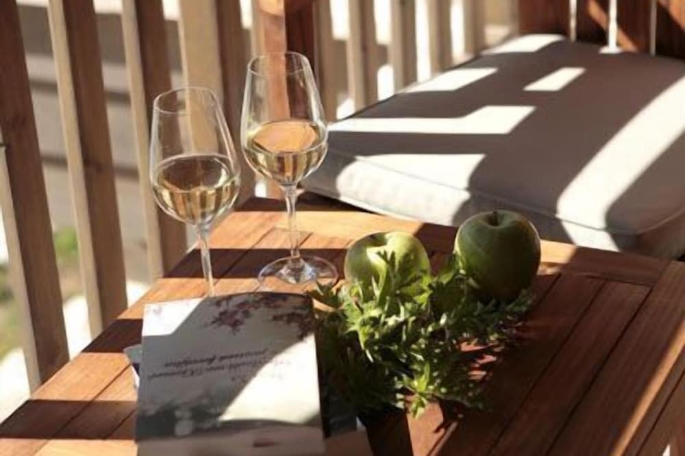 Photo of Patio Balcony in Miliou