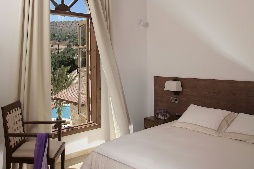 Photo of Bedroom in Miliou