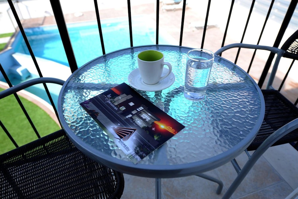 Photo of Patio Balcony in Maroni