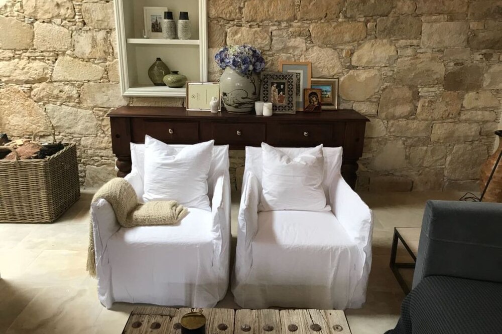 Photo of Bedroom in Vouni