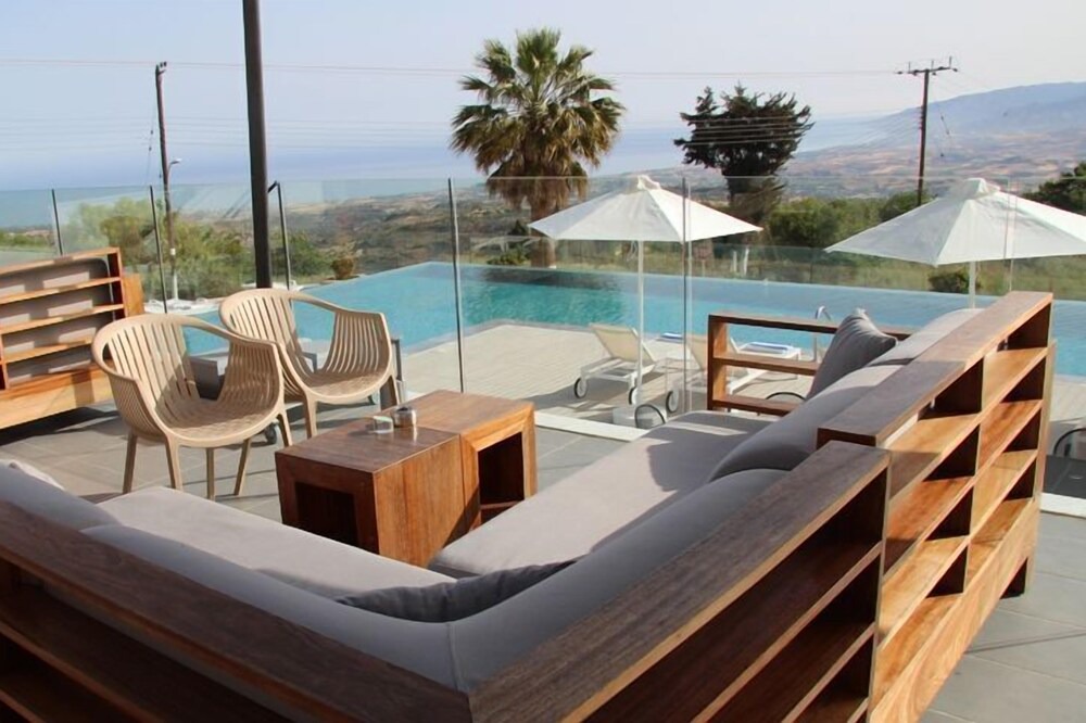 Photo of Patio Balcony in Droushia