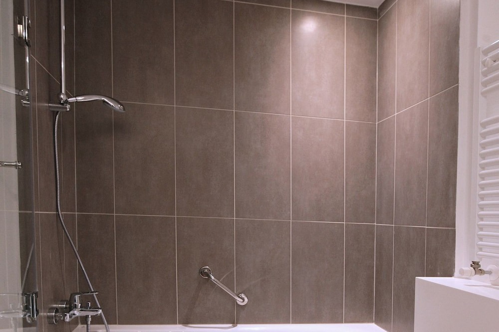 Photo of Bathroom in Droushia