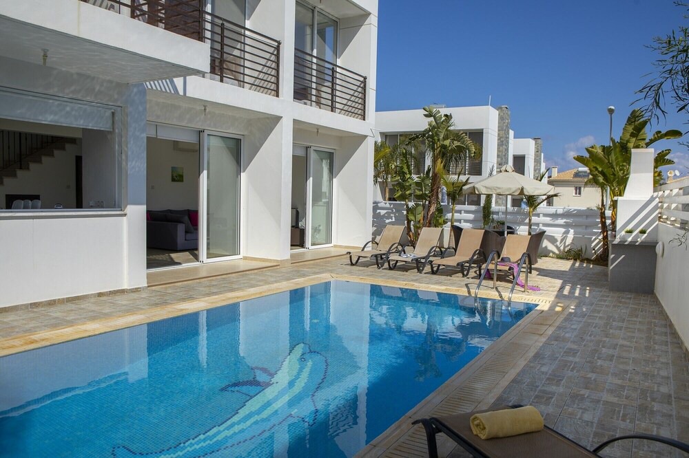Photo of Outdoor in Kapparis