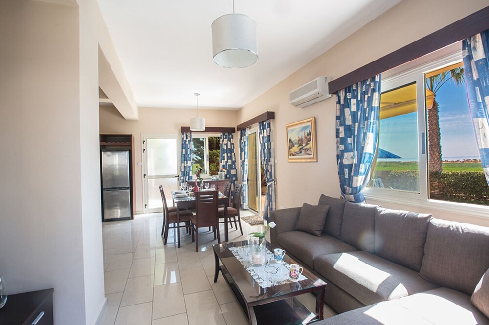 Photo of Livingroom in Ayia Thekla