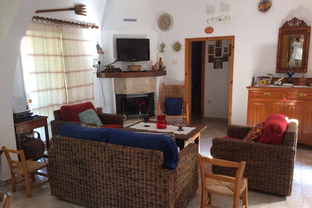Photo of Livingroom in Episkopi