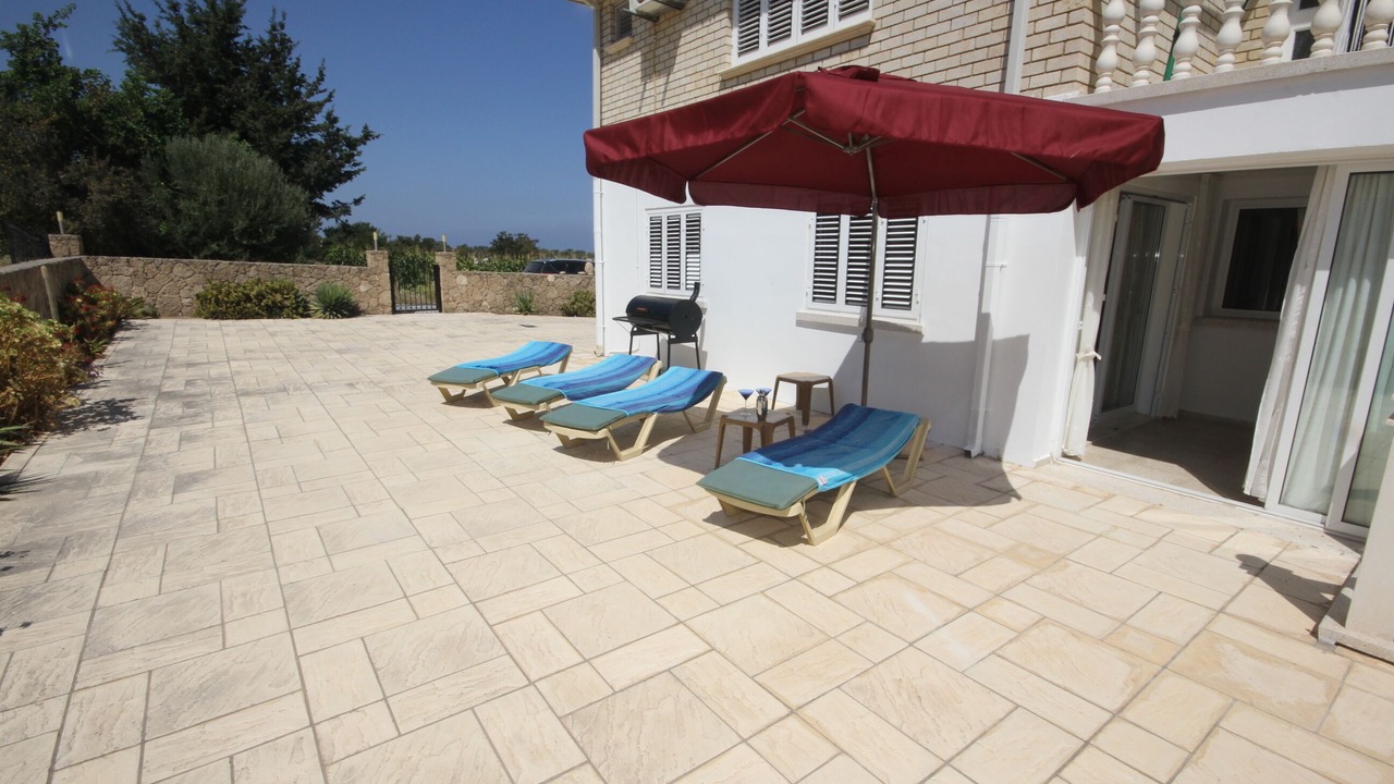 Photo of Patio Balcony in Kyrenia District