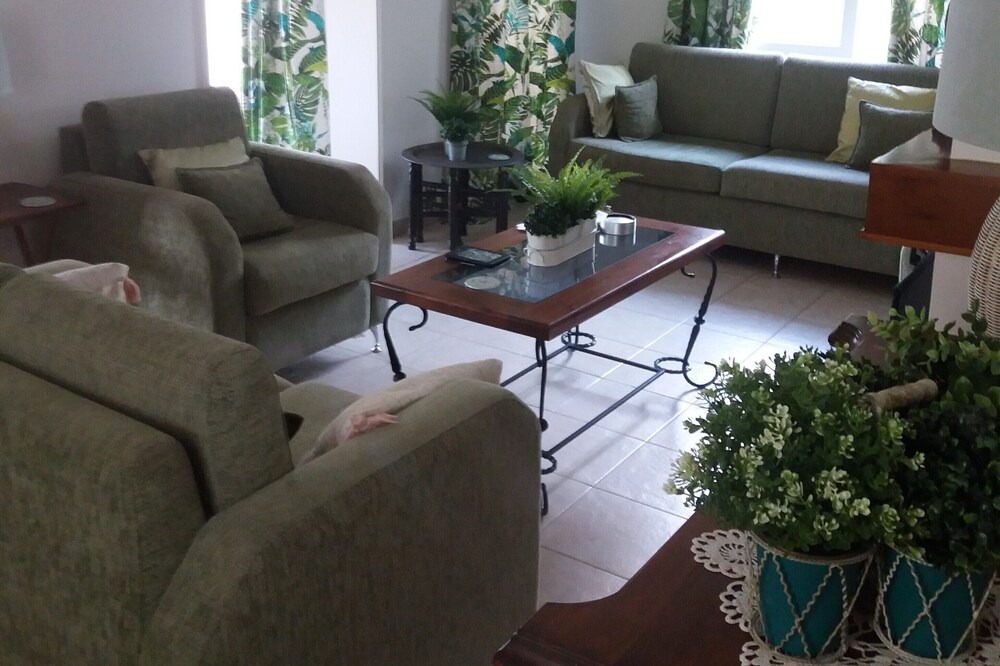 Photo of Livingroom in Kyrenia District