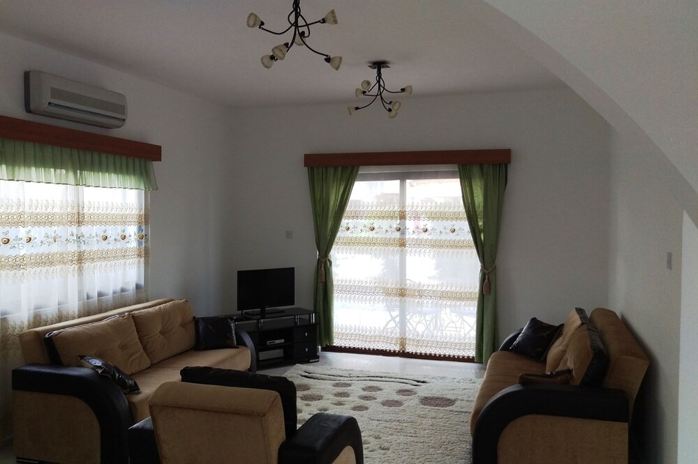 Photo of Livingroom in Bahceler