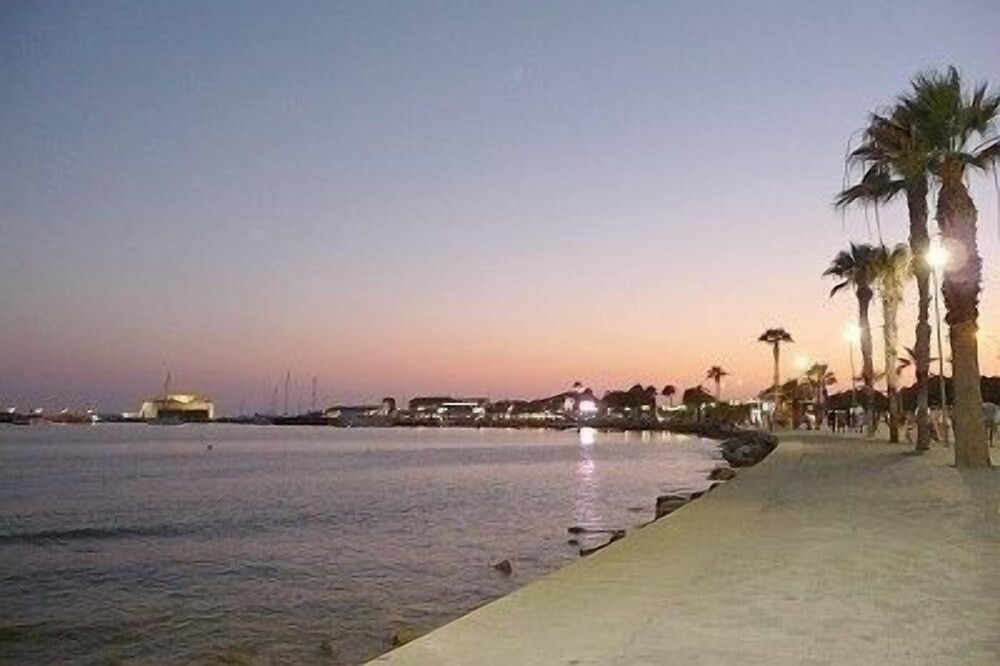 Photo of Others in Universal
