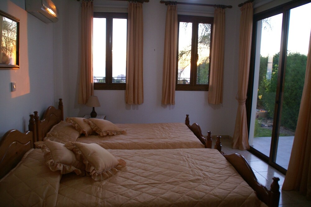 Photo of Bedroom in Kissonerga