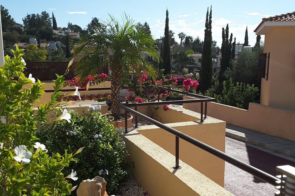Photo of Patio Balcony in Tala