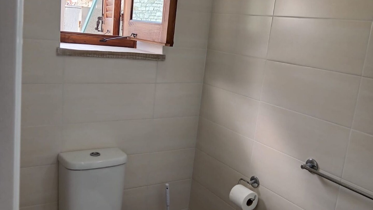 Photo of Bathroom in Skarinou