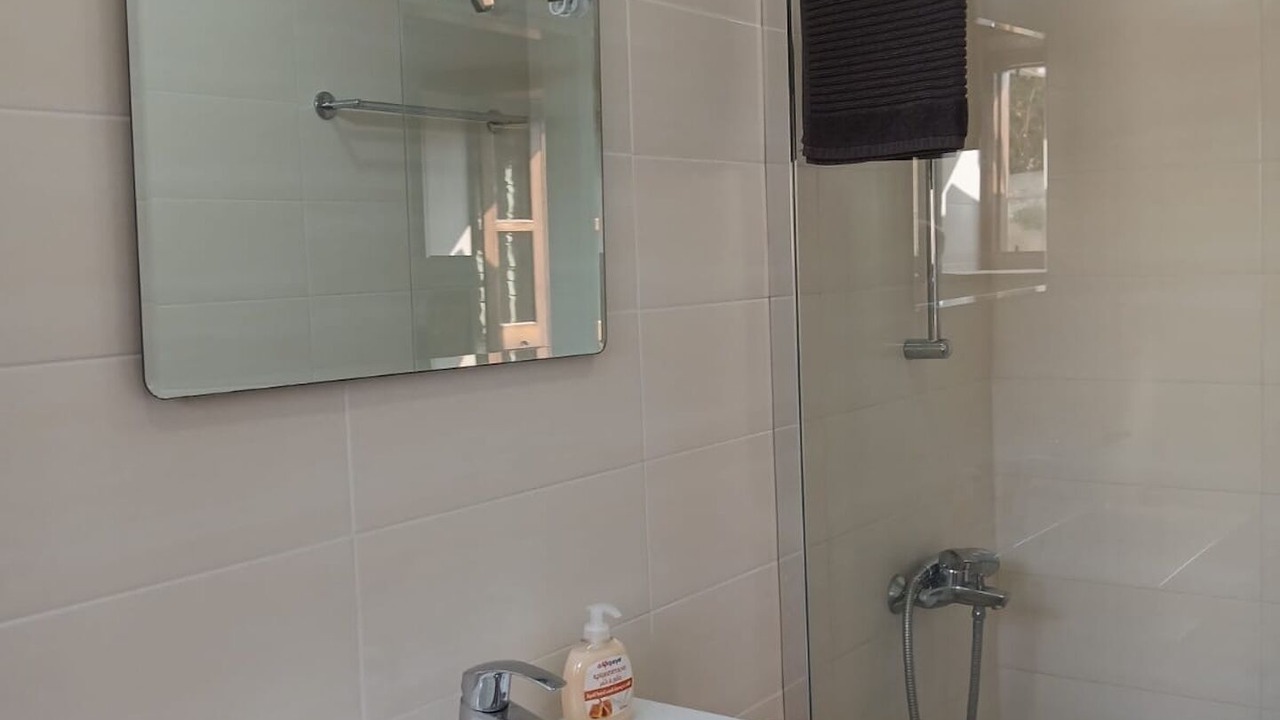 Photo of Bathroom in Skarinou