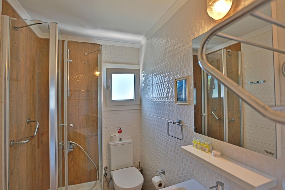 Photo of Bathroom in Zeytinlik