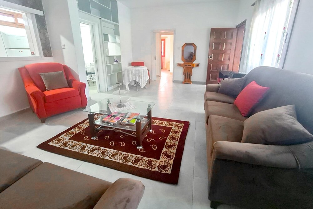 Photo of Livingroom in Kyrenia