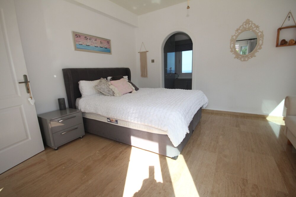 Photo of Bedroom in Karsiyaka