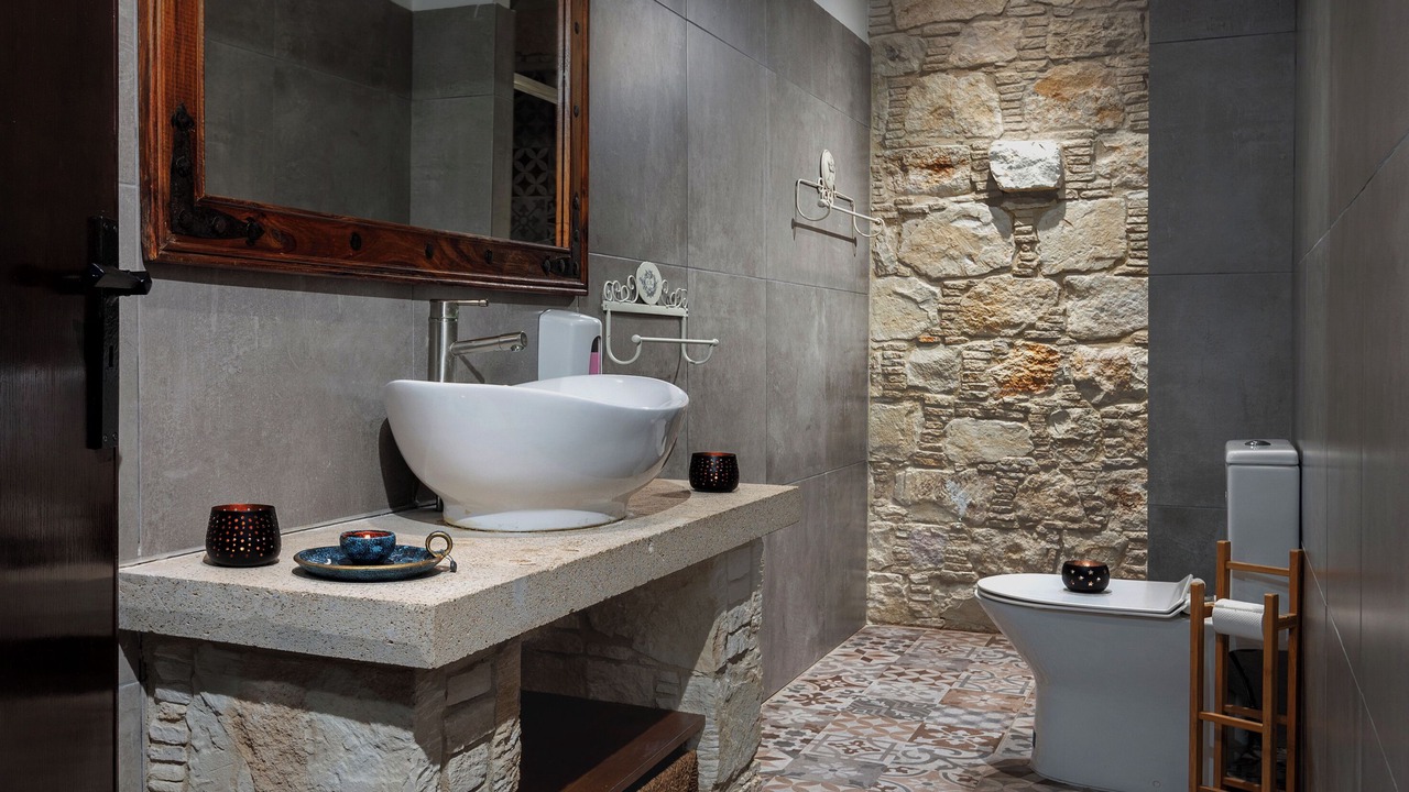 Photo of Bathroom in Lofou