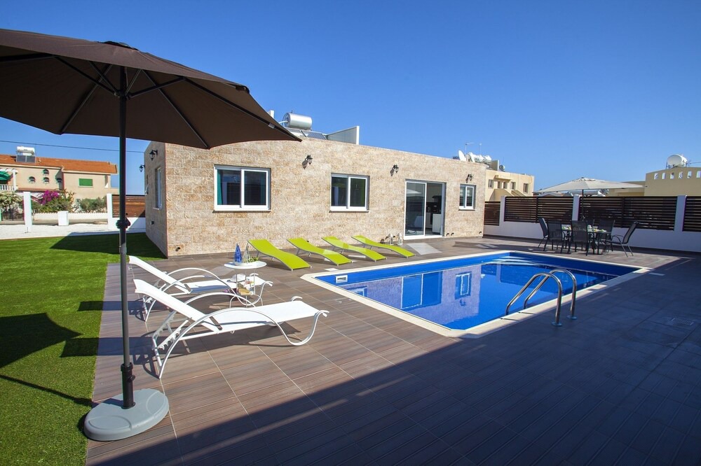 Photo of Patio Balcony in Protaras