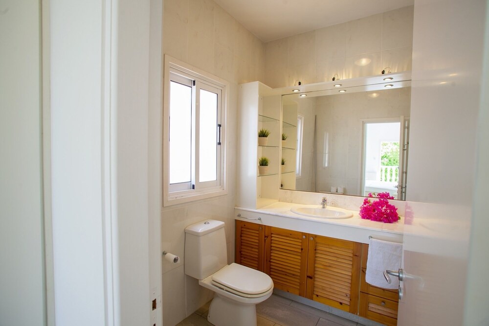 Photo of Bathroom in Larnaca