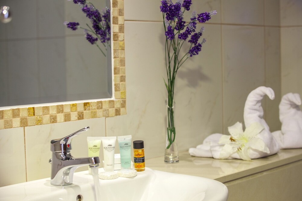 Photo of Bathroom in Geroskipou