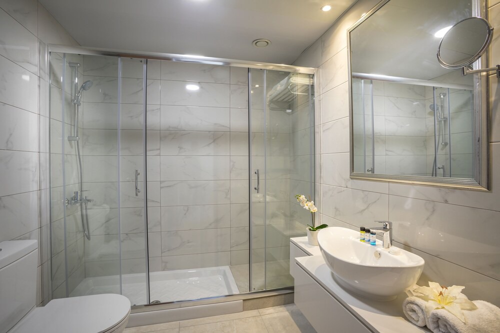 Photo of Bathroom in Geroskipou