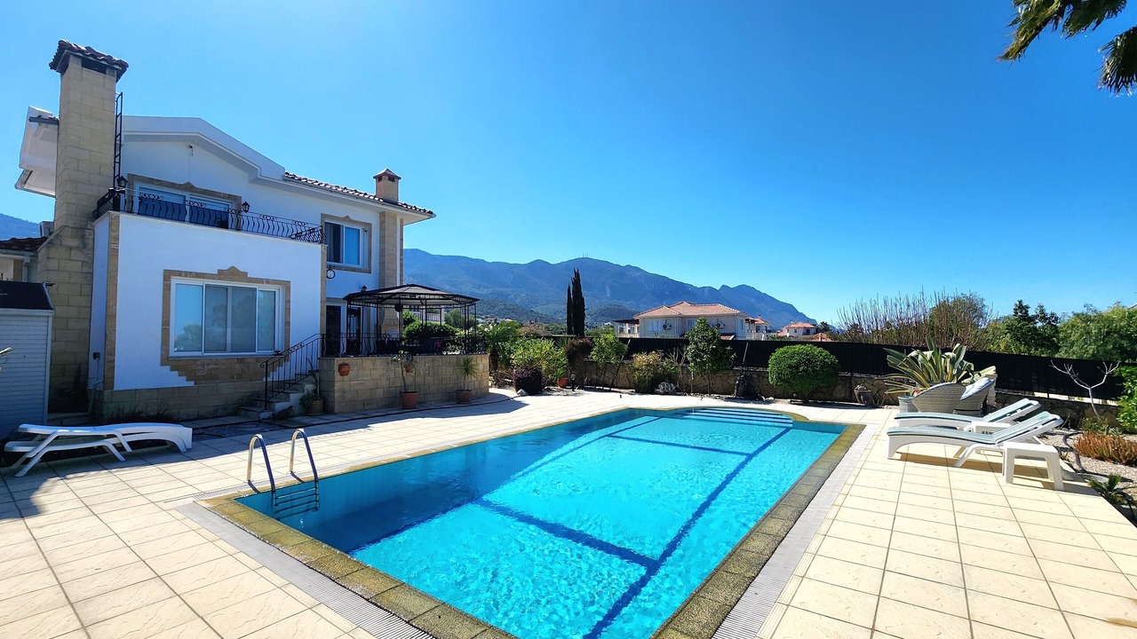 Photo of Outdoor in Karavas