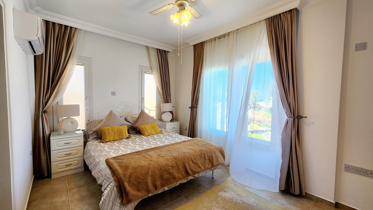 Photo of Bedroom in Karavas