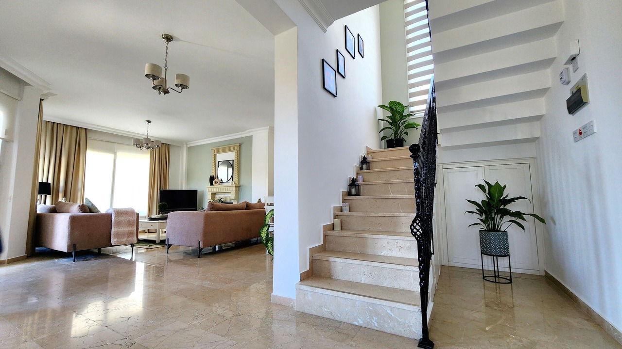 Photo of Livingroom in Karavas