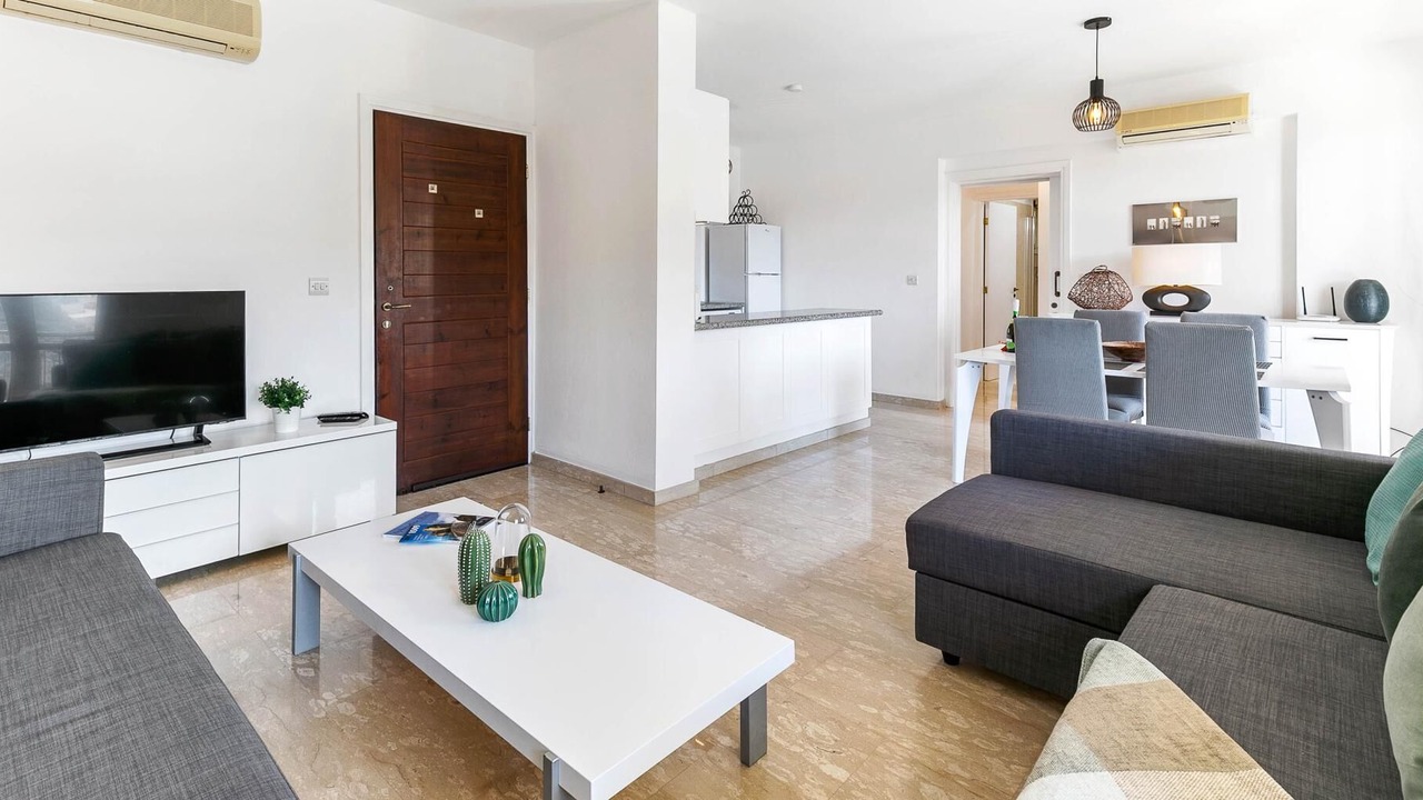 Photo of Livingroom in Aphrodite Hills