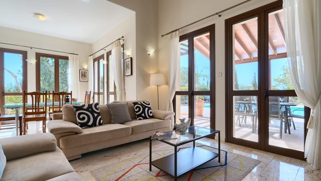 Photo of Livingroom in Aphrodite Hills