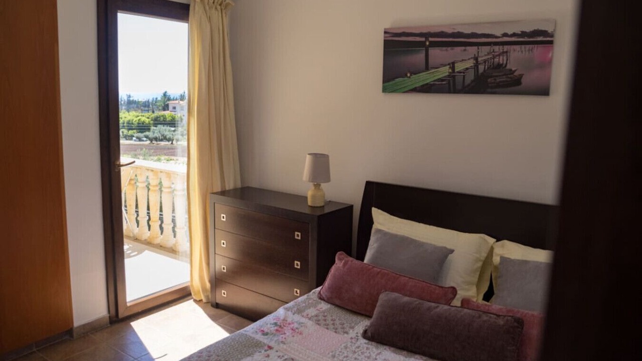 Photo of Bedroom in Peyia Town