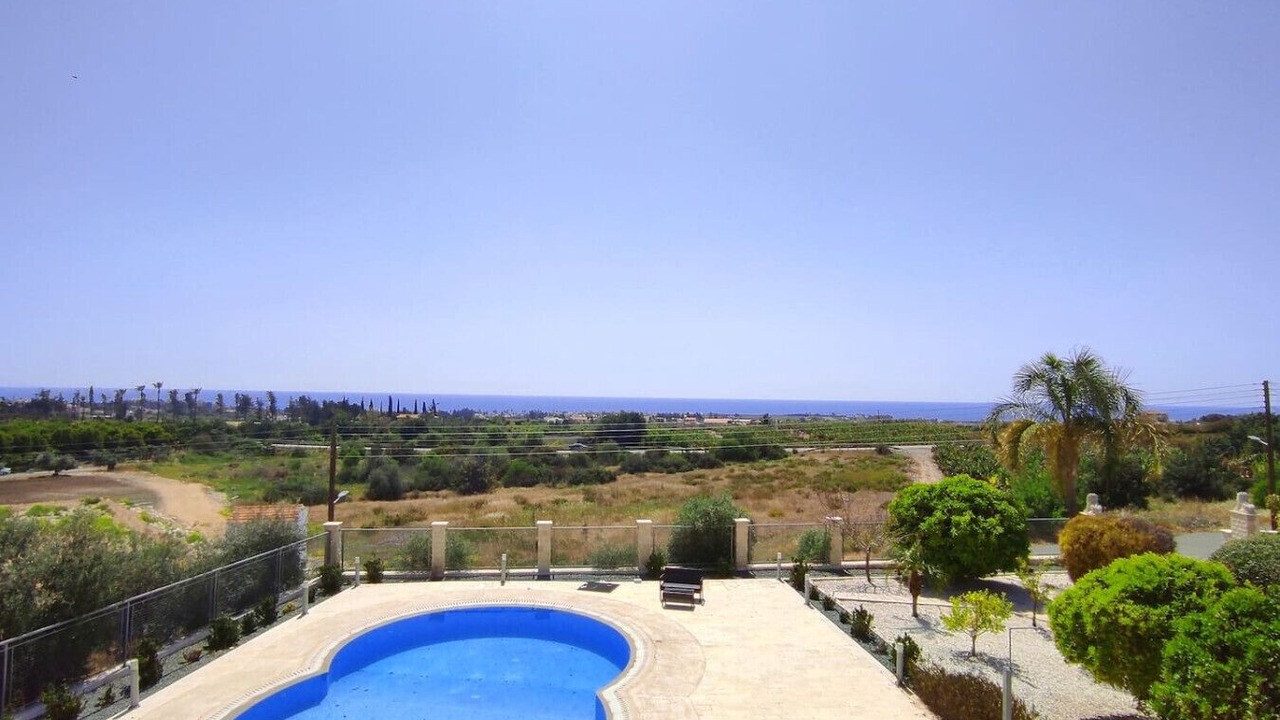 Photo of Outdoor in Peyia Town