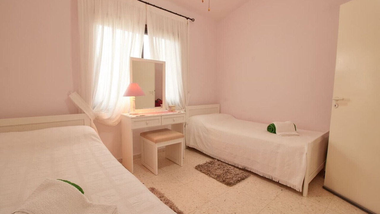 Photo of Bedroom in Melanos