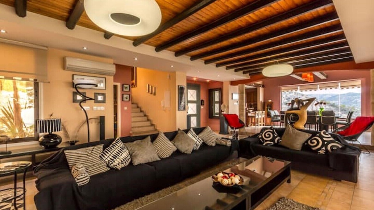 Photo of Livingroom in Pegeia